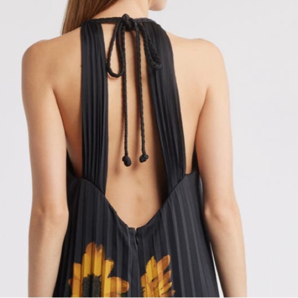 KOBI HALPERIN Leona Printed Maxi - Black Maxi Dress with Floral Design - Picture 14 of 14